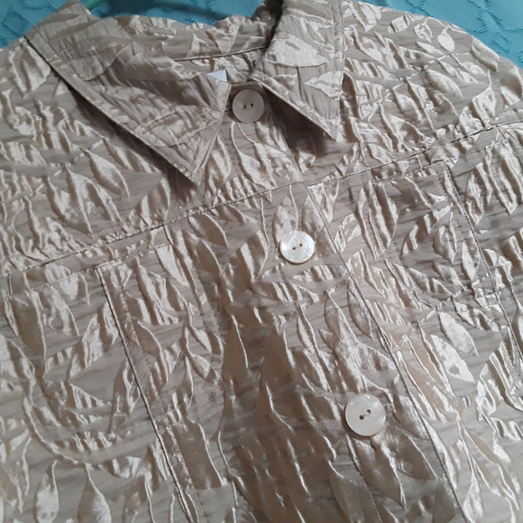 NWT Coldwater Creek gold raised texture shirt jacket PL (T-365) - Picture 4 of 6